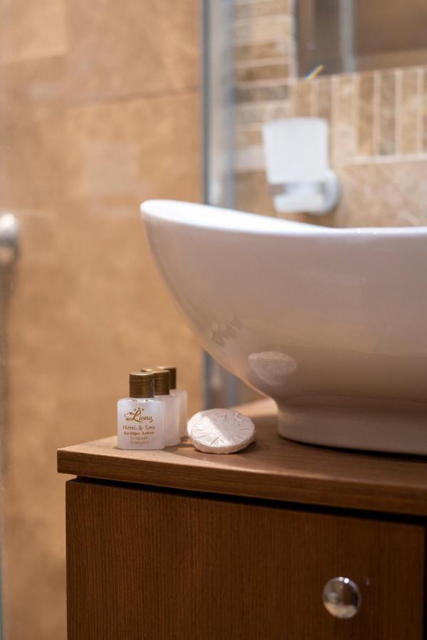 Liona Hotel & Spa กุนโดกัน ภายนอก รูปภาพ